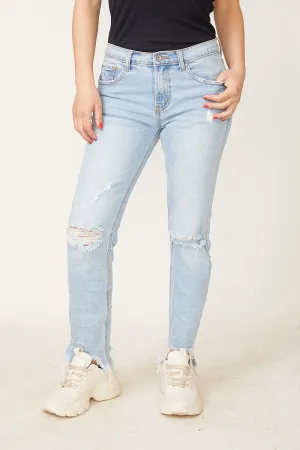 BOYFRIEND RIPPED JEANS