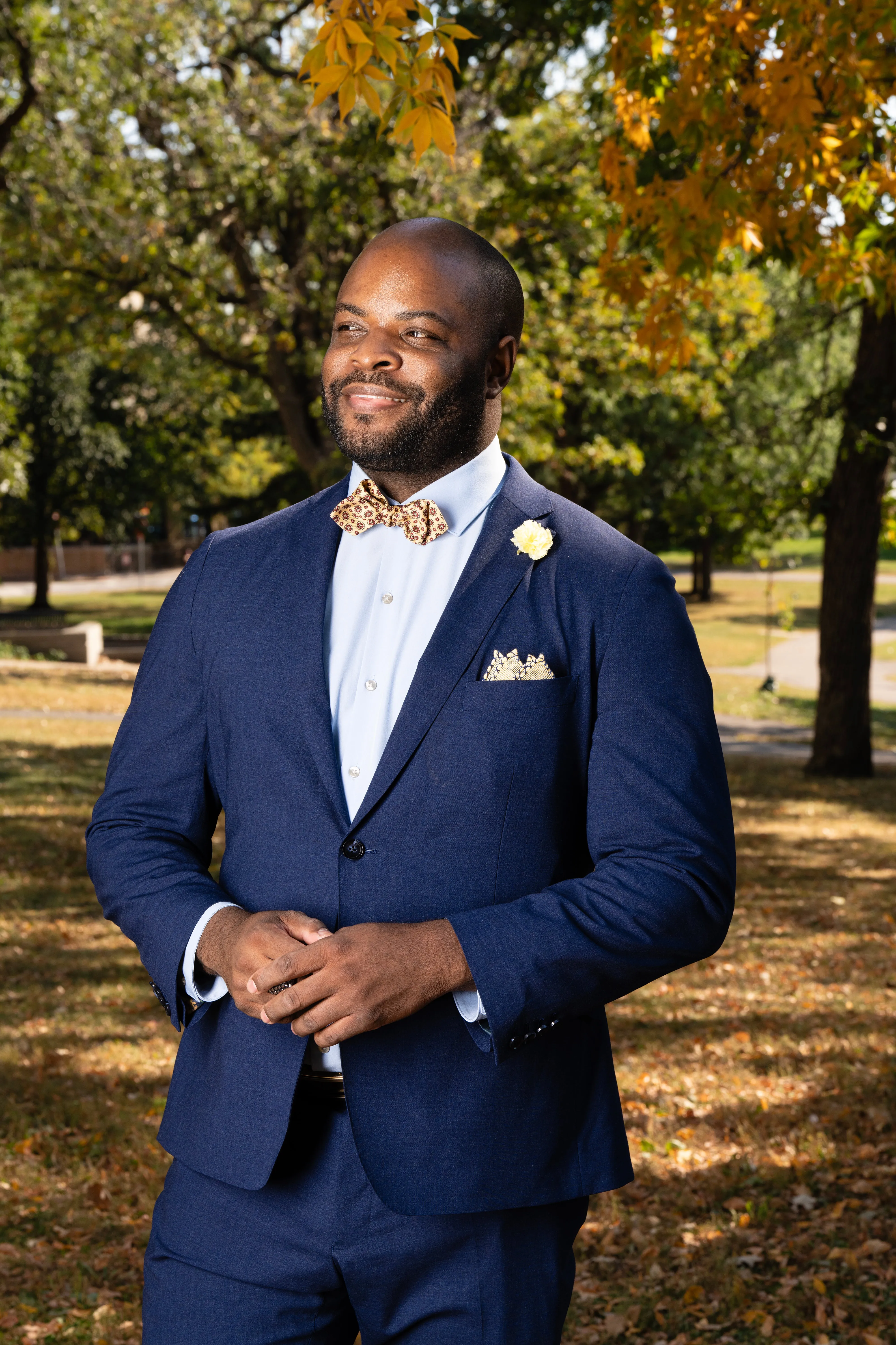 Buff & Red Micropattern Madder Silk Bow Tie