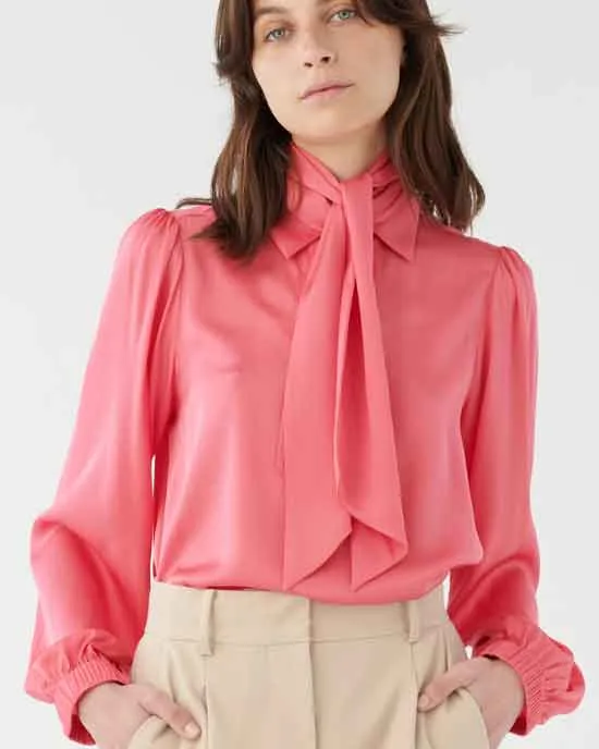 Kikkidea Blouse with bow Camelia