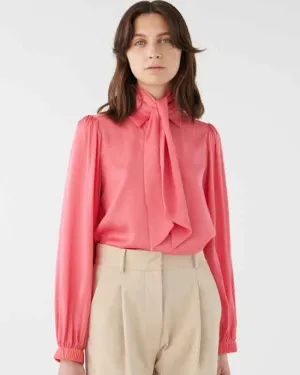 Kikkidea Blouse with bow Camelia
