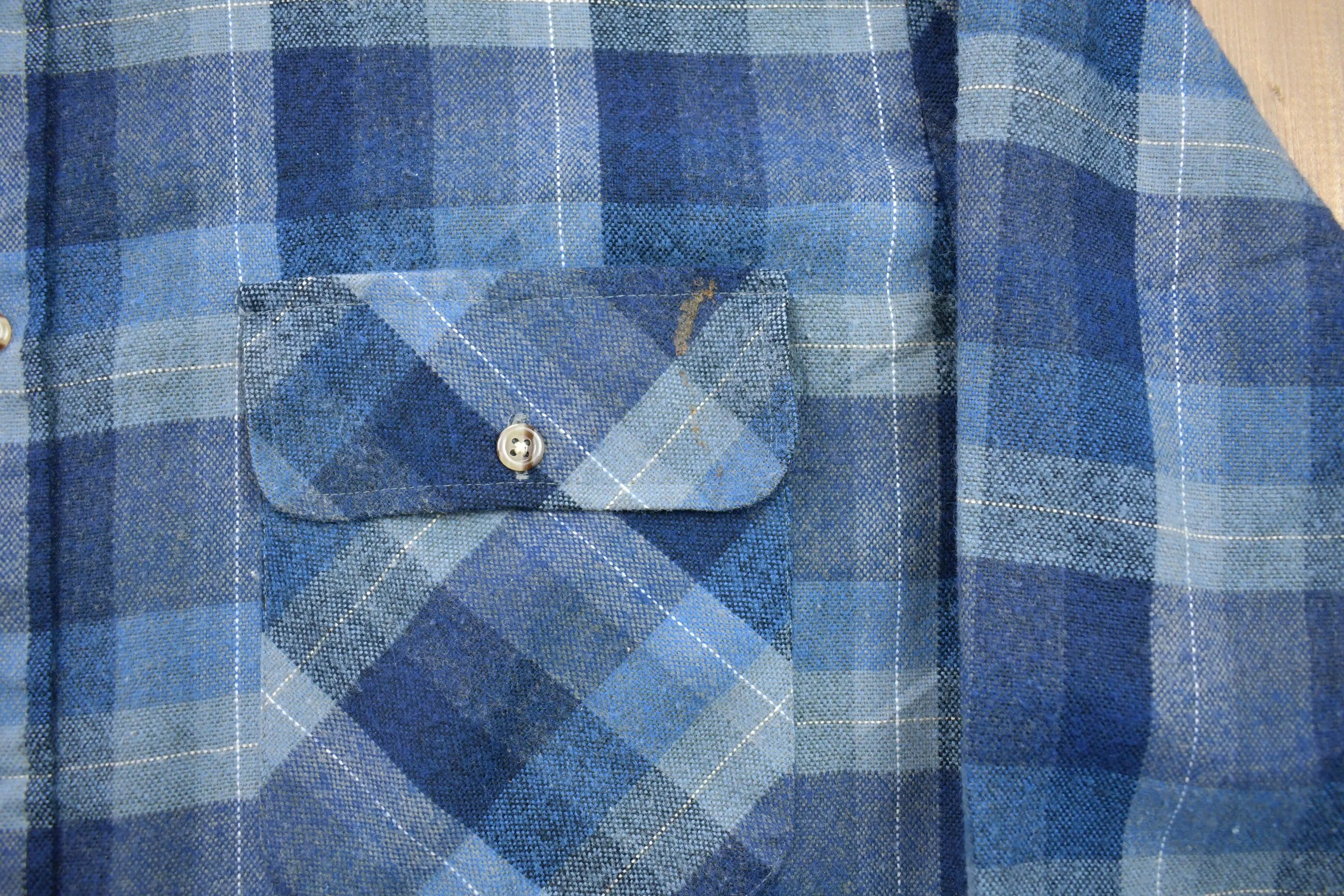 Vintage 1990s North West Territory Plaid Button Up Shirt