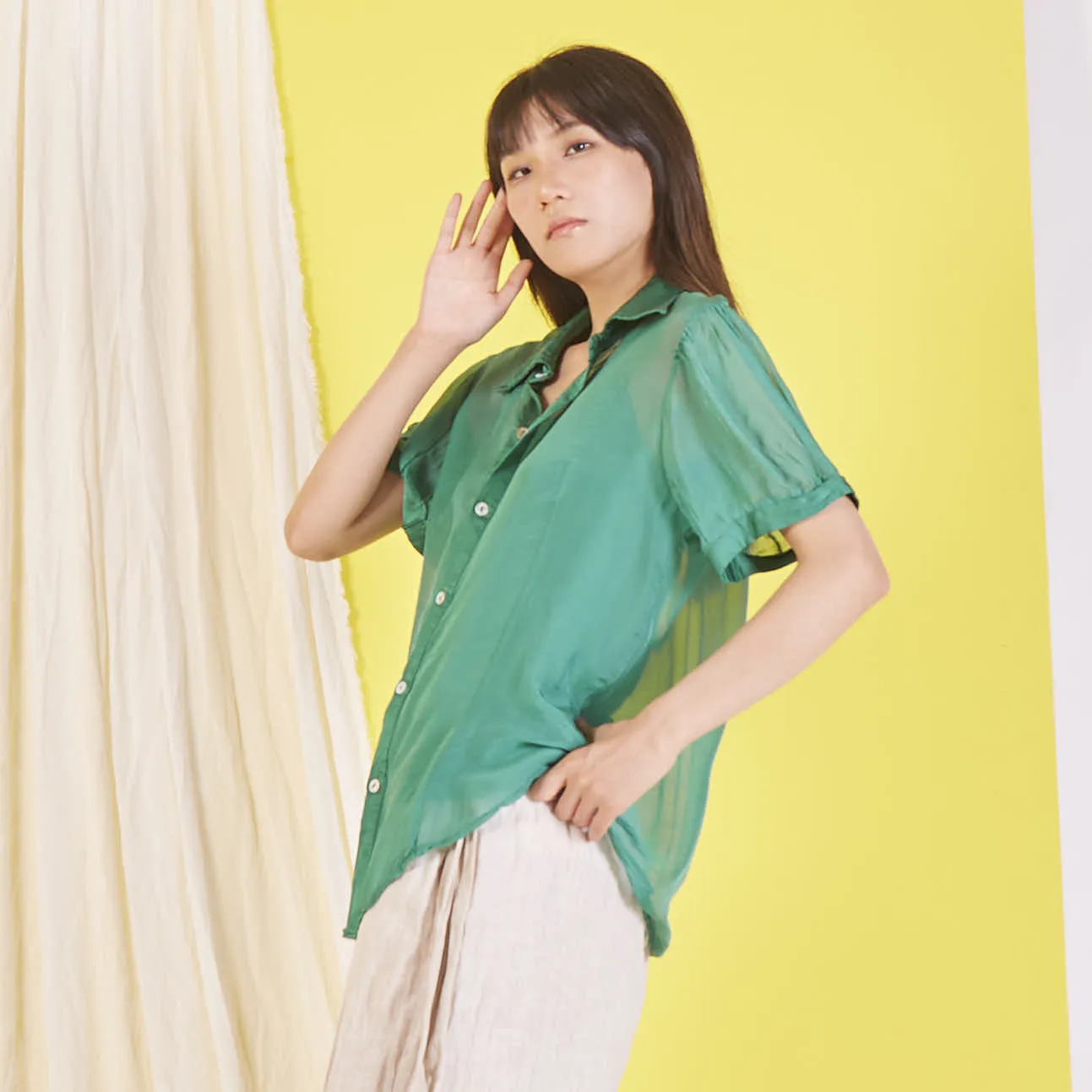 Wholesale silk chiffon blouse with short sleeves